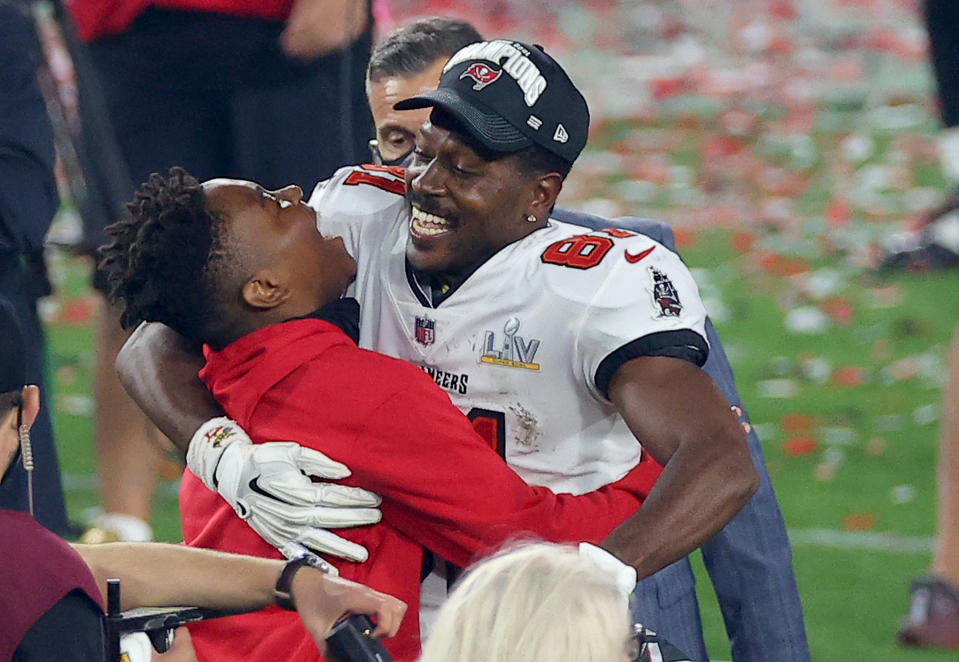 Antonio Brown #81 of the Tampa Bay Buccaneers celebrates winning Super Bowl LV at Raymond James Stadium on February 07, 2021 in Tampa, Florida. (Photo by Kevin C. Cox/Getty Images)