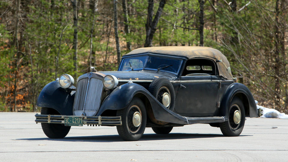 A 1937 Horch 853 Cabriolet.