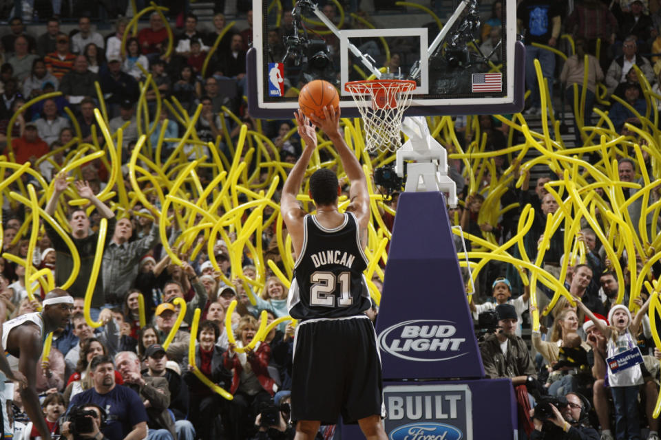 San Antonio Spurs legend Tim Duncan retires after 19 seasons