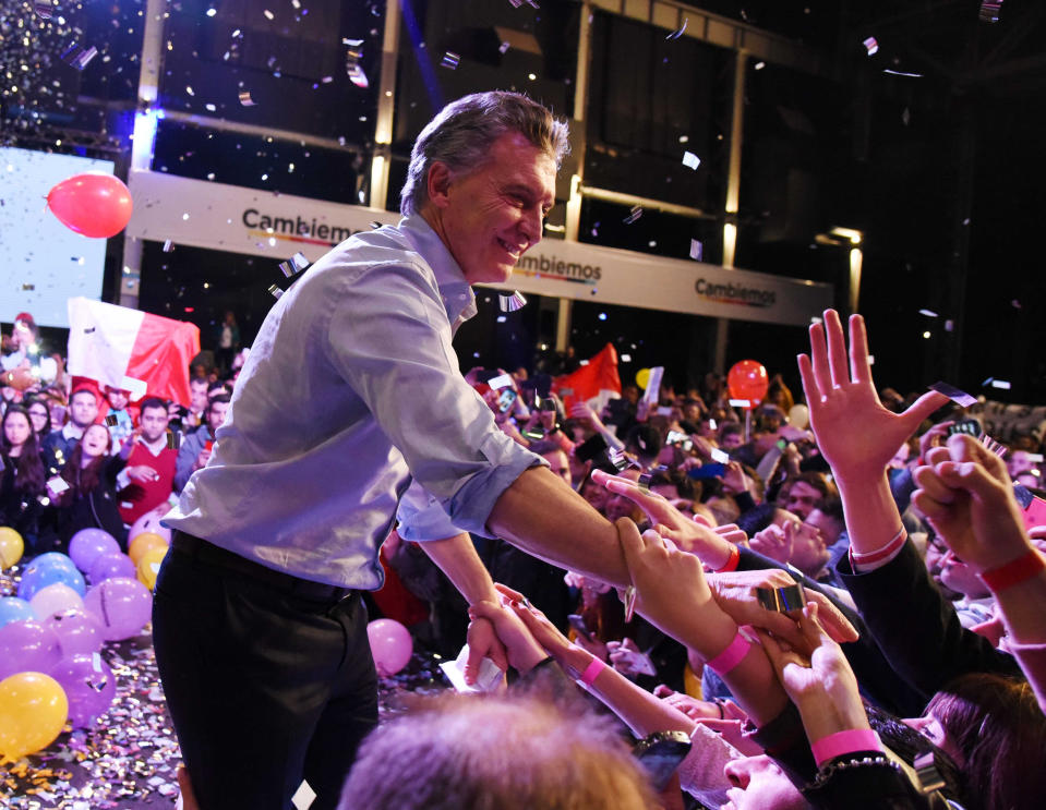 Cambiemos vence en las primarias, con un reñido resultado ante Fernández