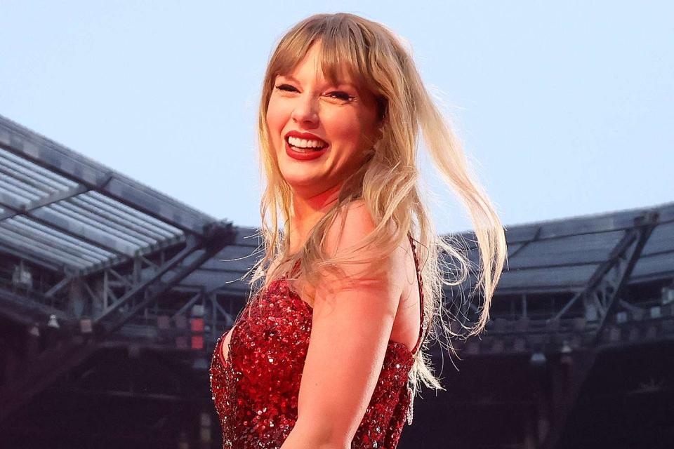 Taylor Swift Wishes Crowd a ‘Happy Pride Month’ During Eras Tour Show in France