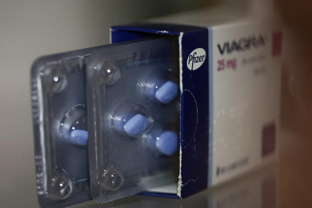 Les laboratoires Pfizer lancent Viagra.com pour combattre les ventes  illégales de leur médicament