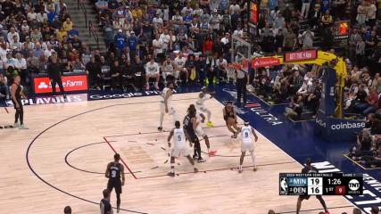 Aaron Gordon with the big dunk