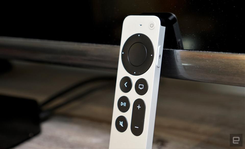 <p>Apple TV 4K (2021) Siri Remote</p> 