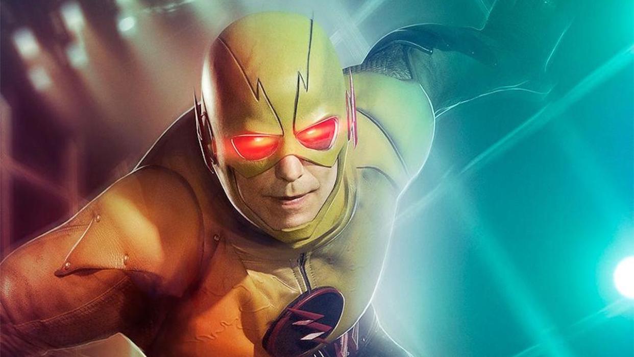  The Flash Season 1 poster of Tom Cavanagh suited up as Reverse-Flash 