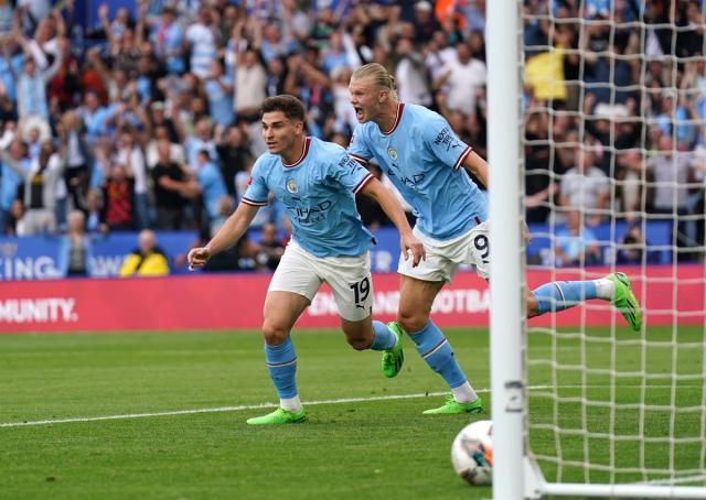 Video) Alvarez brings Manchester City level early in the second half