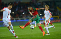 Soccer Football - International Friendly - Serbia vs Morocco - Stadio Olimpico Grande Torino, Turin, Italy - March 23, 2018 Morocco's Khalid Boutaib in action with Serbia's Dusan Basta and Nemanja Matic REUTERS/Massimo Pinca