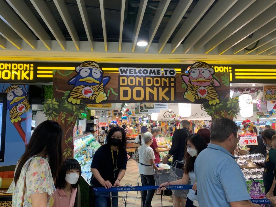 Don Don Donki - Exterior shot