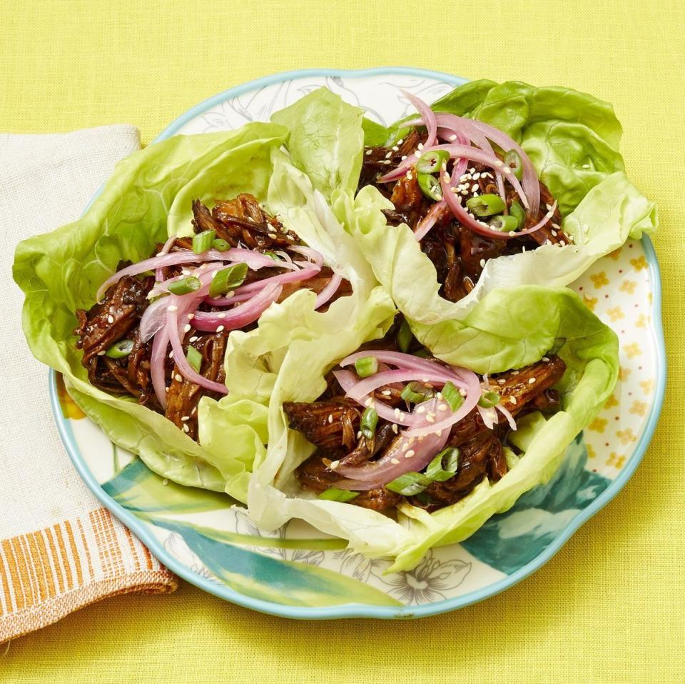 instant pot sticky pork lettuce cups