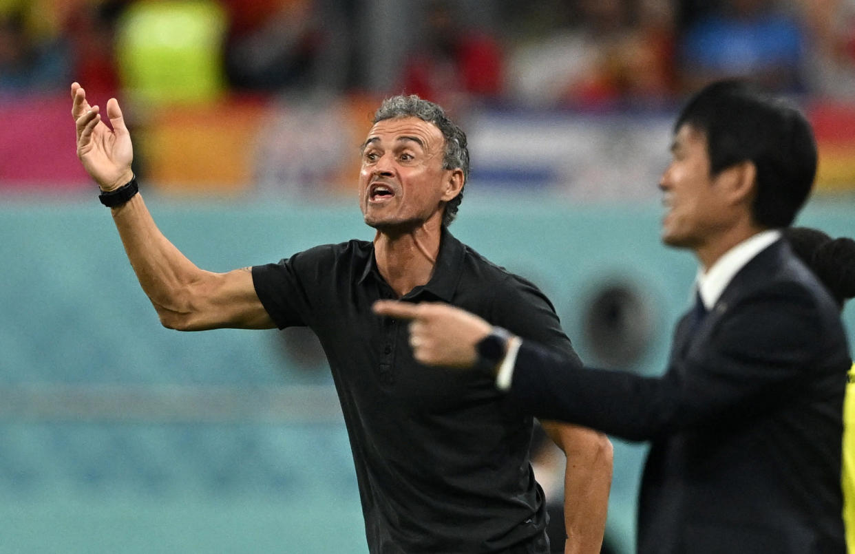 Luis Enrique durante el partido entre España y Japón de Qatar 2022. (REUTERS/Dylan Martinez)