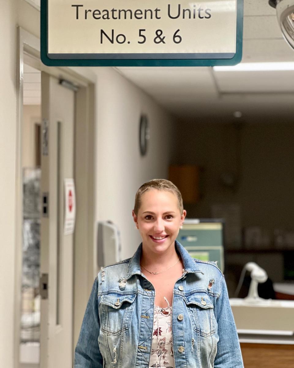 Robyn Goldman poses inside a hospital. (Image provided by Robyn Goldman) 