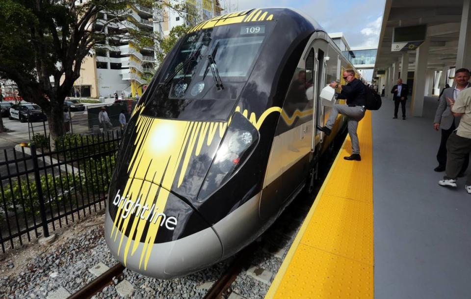 Brightline debuted its intercity railway connecting Fort Lauderdale and West Palm Beach on Friday morning, Jan, 12, 2018. The train waits at the Palm Beach station as passengers board for a special VIP and media tour before the official public rides begin.