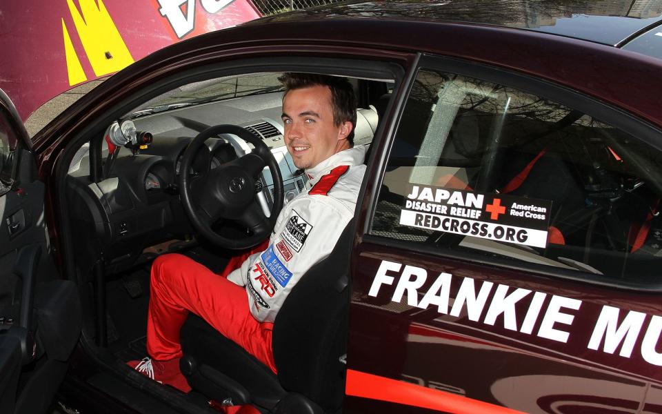 Mit "Malcom Mittendrin" hatte er seinen Durchbruch als Schauspieler, nach dem Ende der Serie 2006 unterschrieb Frankie Muniz aber erst einmal einen Zwei-Jahres-Vertrag als Rennfahrer bei Jensen Motorsport. (Bild: Frederick M. Brown/Getty Images)