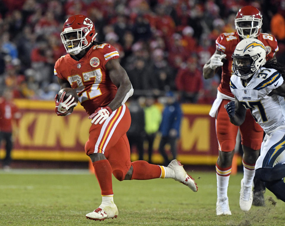 Kareem Hunt had a big night as the Chiefs moved closer to clinching a division title. (AP)