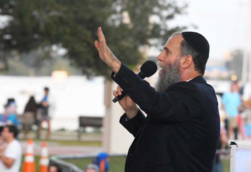 Rabbi Zvi Konikov. Chabad of the Space and Treasure Coasts.