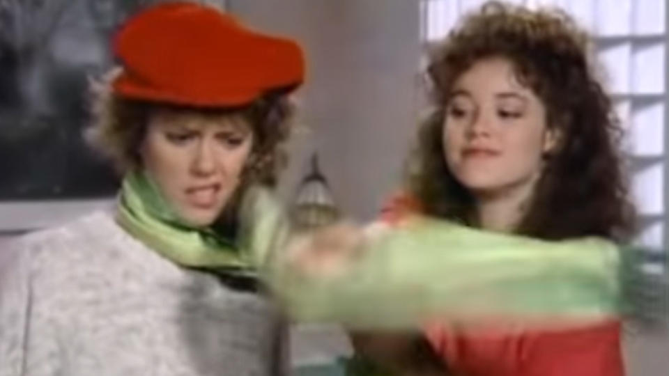 Pam Dawber and Rebecca Schaffer in My Sister Sam