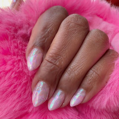 <p><a href="https://www.instagram.com/p/CoKxIeouZfq/?hl=en" data-component="link" data-source="inlineLink" data-type="externalLink" data-ordinal="1">@paintboxnails</a></p>