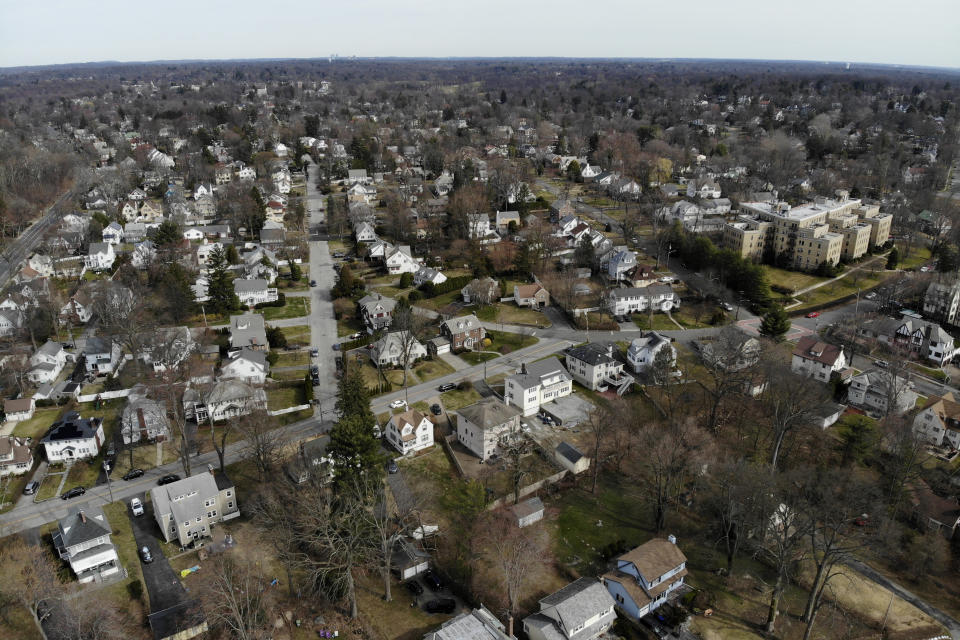 A suburban area that mostly falls within the containment area in New Rochelle, New York, on March 11, 2020.&nbsp; (Photo: ASSOCIATED PRESS)