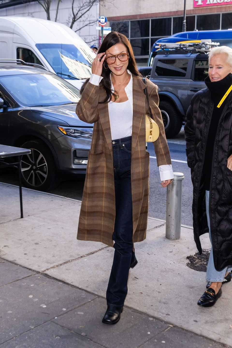 Bella Hadid Embraces hot Librarian-Core in Unbuttoned Button-Down and ...