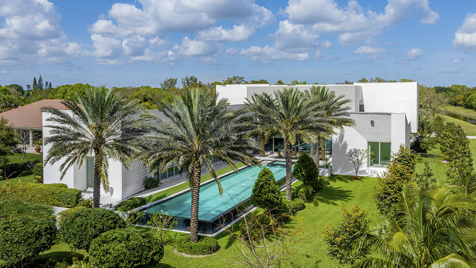 palm beach gardens pool