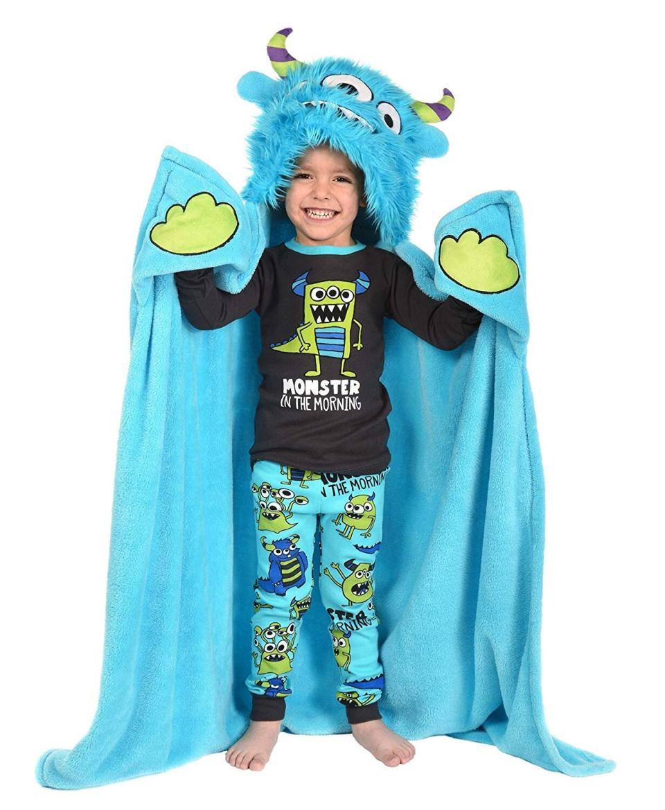 Snuggle up with your little one in this&nbsp;<strong><a href="https://amzn.to/2O2Ci6w" target="_blank" rel="noopener noreferrer">wearable animal blanket</a></strong>. Both of you will be sure to enjoy it. <strong><a href="https://amzn.to/2O2Ci6w" target="_blank" rel="noopener noreferrer">Get it on Amazon</a></strong>.