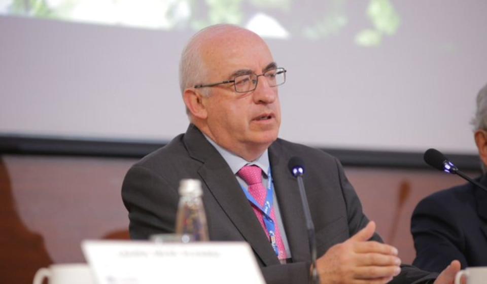 Leonardo Villar, gerente del Banco de la República, en medio de su intervención en el evento de la CCI. Foto: CCI