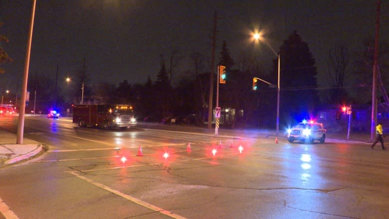 Toronto man, 24, dies in hospital after single vehicle crashes in Richmond Hill