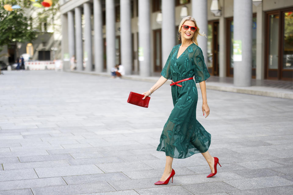 El street style de Tanja Buelter en Berlín, Alemania (Photo by Streetstyleshooters/Getty Images)