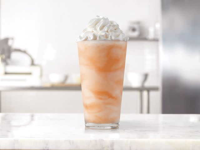<p>Arby's</p> Arby's orange cream shake