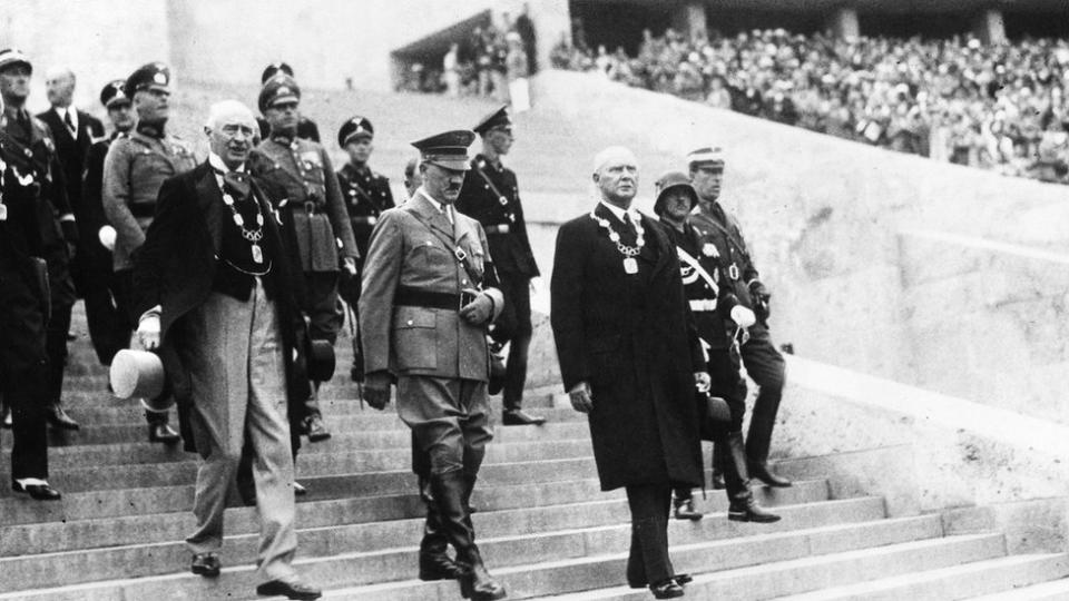 Hitler en la inauguración de los Juegos OIímpicos de Berlín en 1936