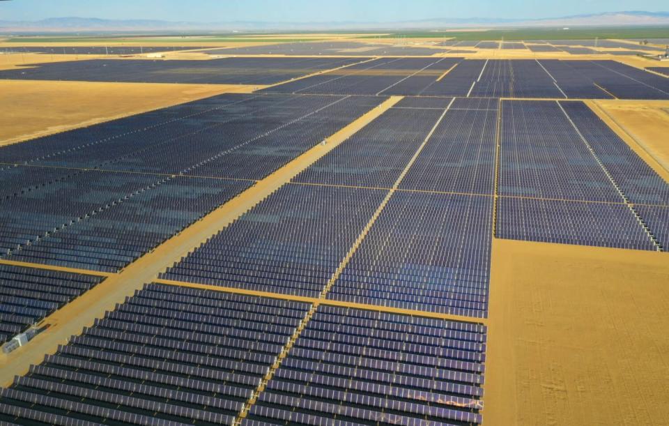 Westlands Solar Park in California&#39;s San Joaquin Valley.