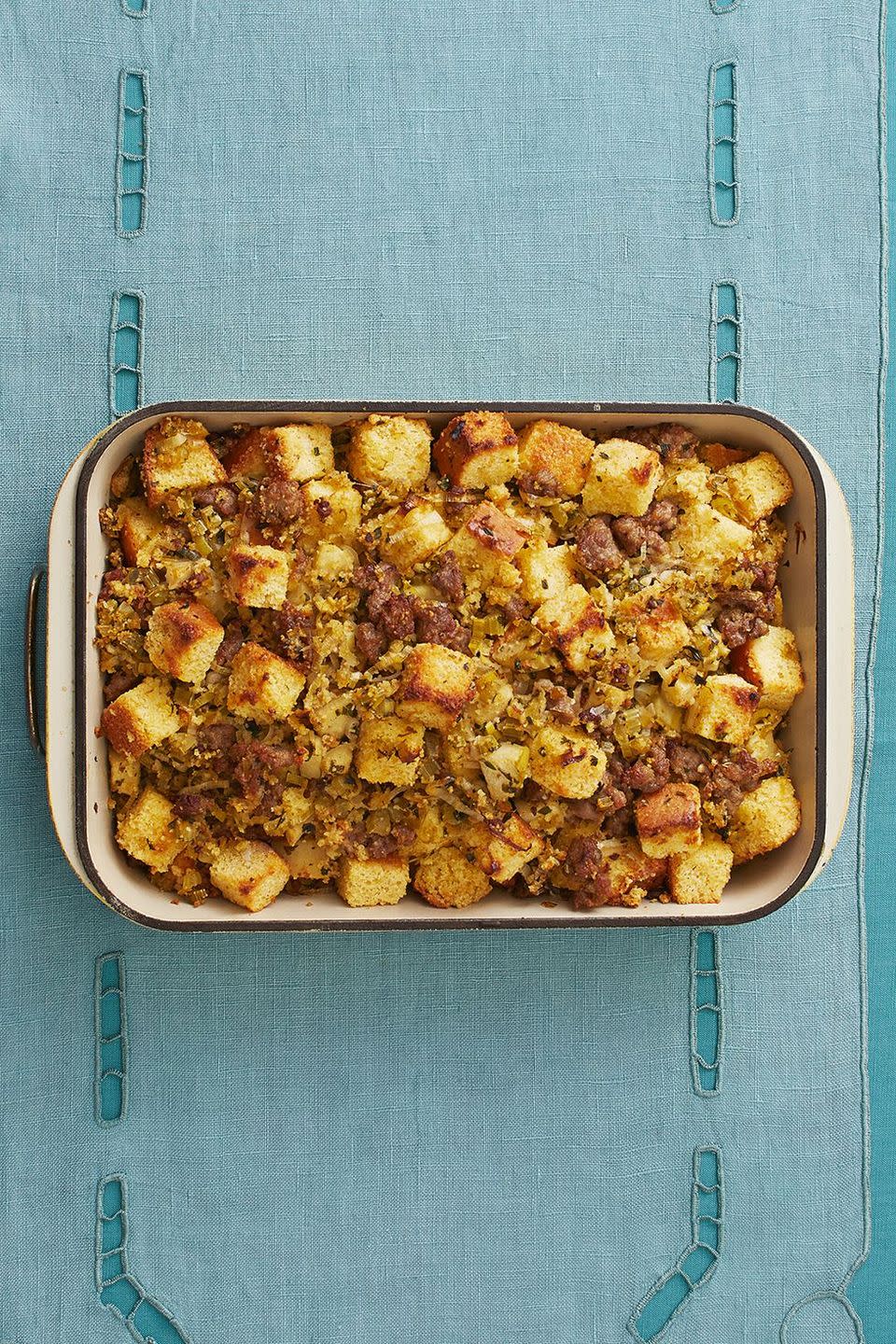 Cornbread Dressing with Sausage and Apples