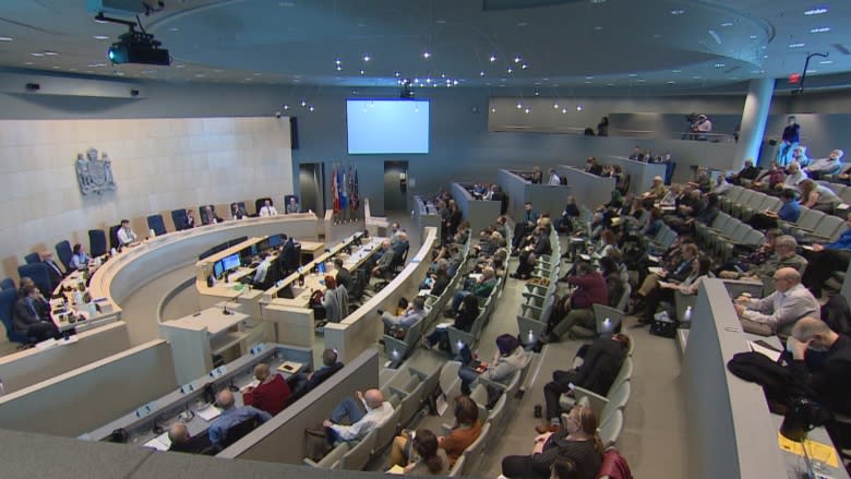 Council hears from residents opposed to design of Valley Line LRT to west Edmonton
