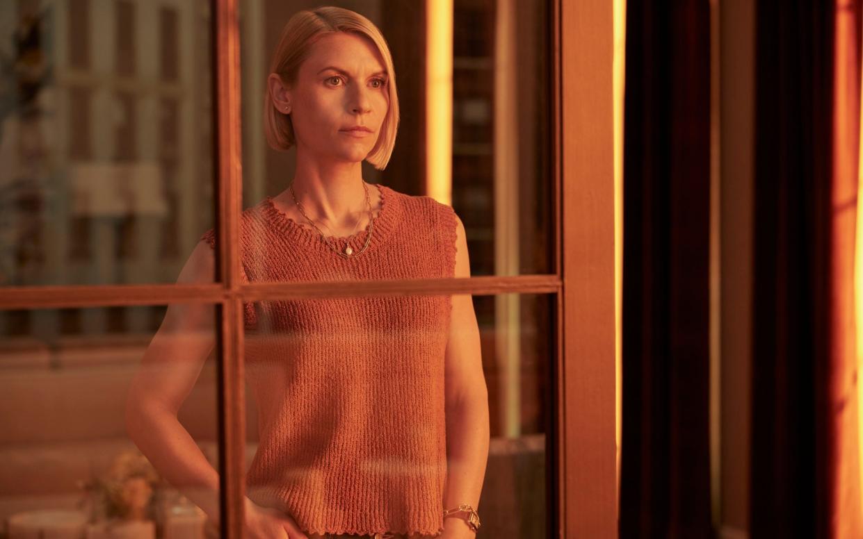 Claire Danes in Fleishman is in Trouble