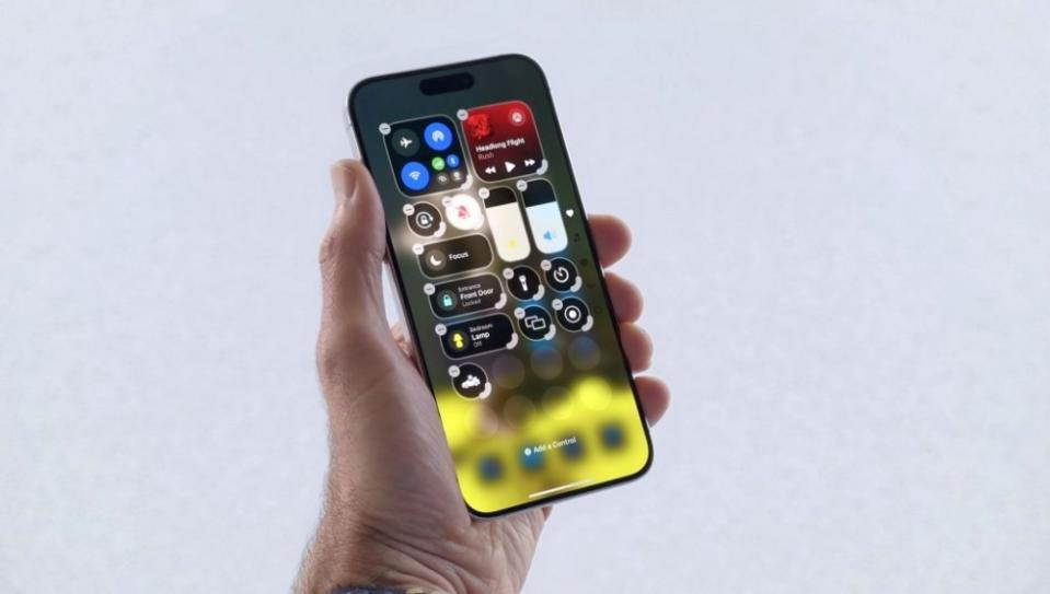 Apple unveiled its new iOS 18 at WWDC24. — SoyaCincau pic