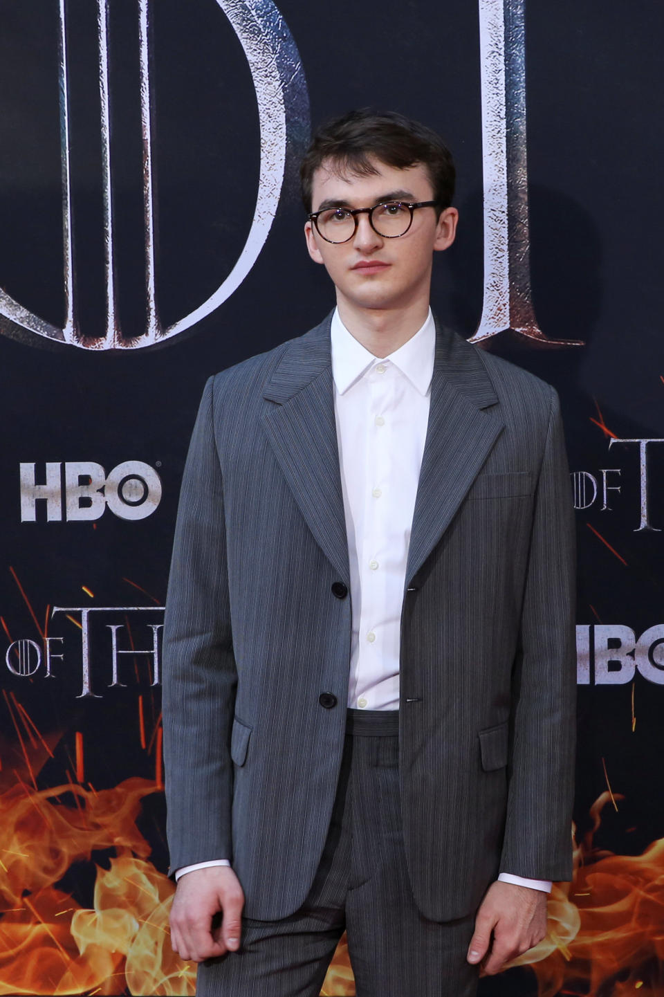 <p>Isaac Hempstead Wright, Bran Stark en la serie, fue uno de los primeros en llegar al evento. (Foto: Caitlin Ochs / Reuters). </p>