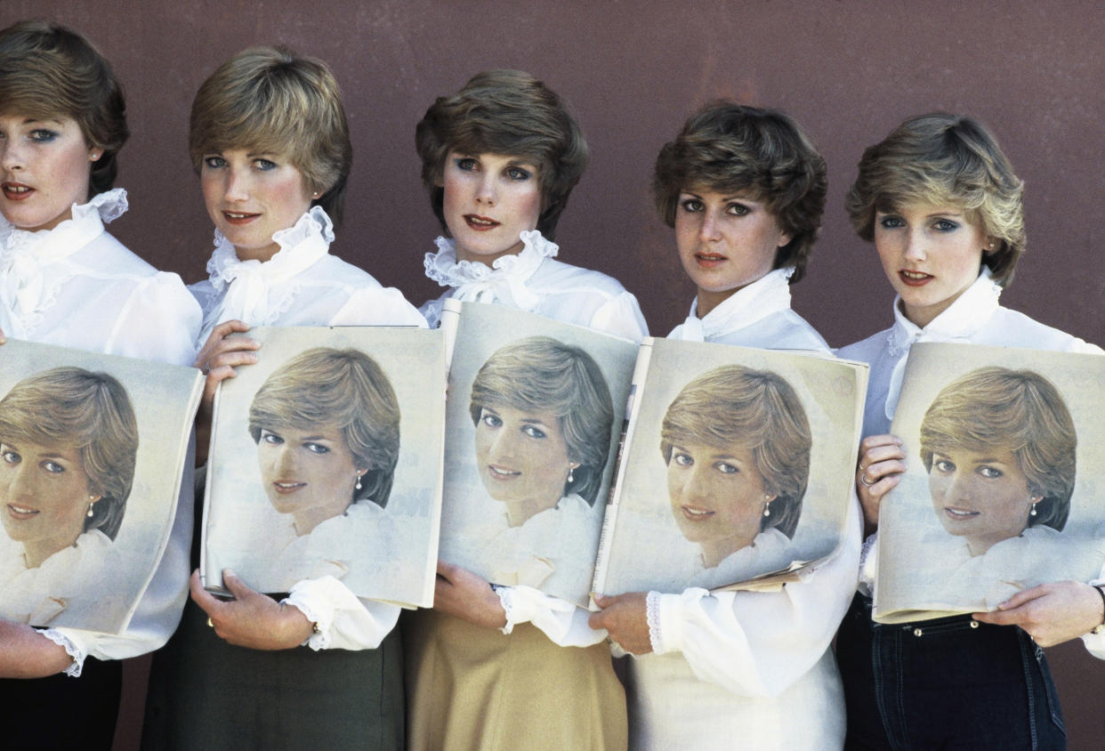 Diana, Princess of Wales look-alikes (Anwar Hussein / Getty Images)