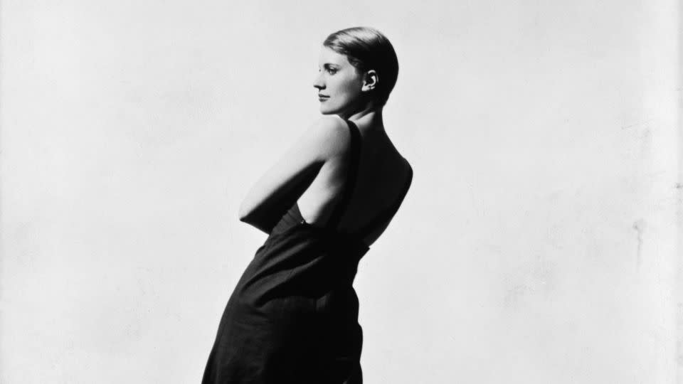 This image of Lee Miller from 1930 wouldn't look out of place in a fashion magazine today. - George Hoyningen-Huene Estate Archives