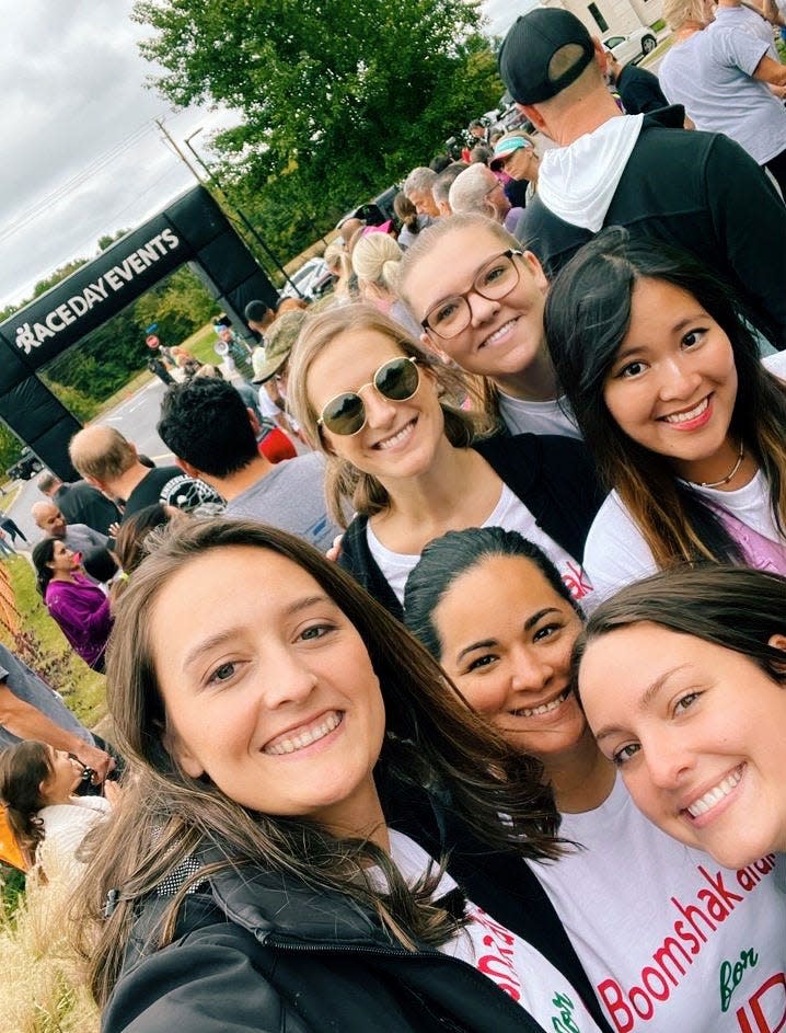 First-year Roane State Community College dental hygiene students participated in a 5K Run/Walk for Parkinson’s. Front row, from left:  Kristen Dume, Linda Lange and Jessica Blalock. Second row: Katie Wells, Monicka Maghanoy, and Samantha Ezell.