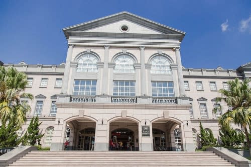 【宜蘭旅遊】【宜蘭一日遊】伯朗咖啡城堡二館、一館+噶瑪蘭威士忌酒堡+八