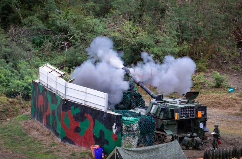 ▲國軍現有225輛M109A2/A5系列自走砲。（圖／軍聞社）