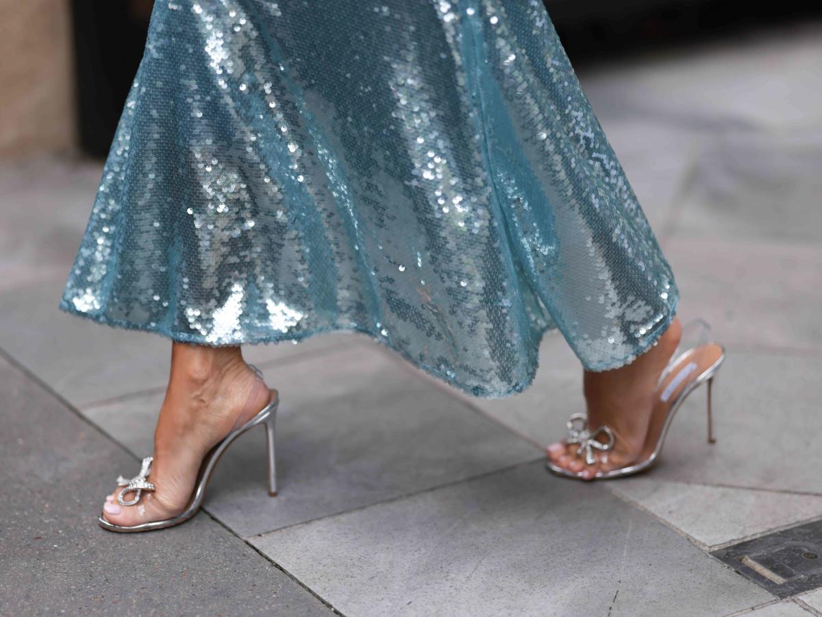 I Rely on This Unsexy Style Hack for Easing Foot Pain When Wearing Tight,  Uncomfortable Shoes