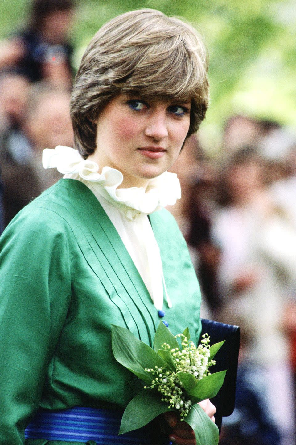 <p>Out in London with a side-swept shaggy do. </p>