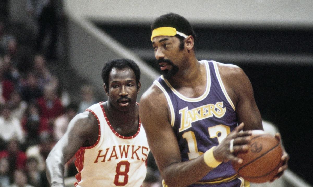 Wilt Chamberlain's 1972 Finals jersey could draw more than $4 million at  auction