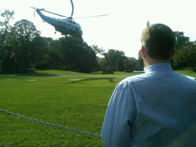 RT @GarciaJon @OKnox gazes lovingly @ Marine One departure. Editorializing! J'accuse! - <a href="https://twitter.com/OKnox" rel="nofollow noopener" target="_blank" data-ylk="slk:@OKnox;elm:context_link;itc:0;sec:content-canvas" class="link ">@OKnox</a>, via Twitter