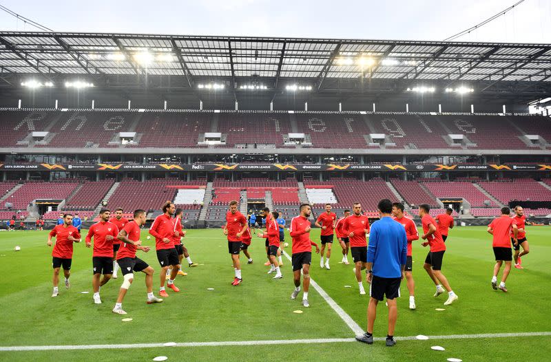 Europa League - Sevilla Training