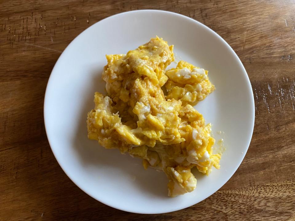 scrambled eggs made with peanut butter