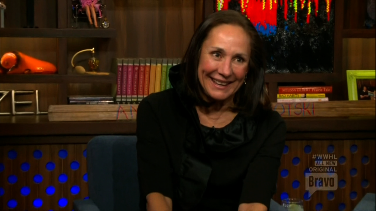 2. How Laurie Metcalf Maintains Her Blonde Locks - wide 3
