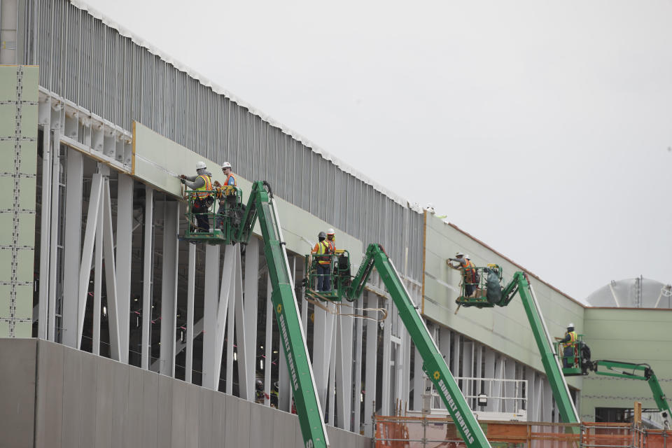 EAGLE MOUNTAIN, UT - OCTOBER 05: Construction proceeds on phases three through five at a Facebook data center on October 5, 2021 in Eagle Mountain, Utah. Facebook was shut down yesterday for more than seven hours reportedly due in part to a major disruption in communication between the company's data centers.  (Photo by George Frey/Getty Images)