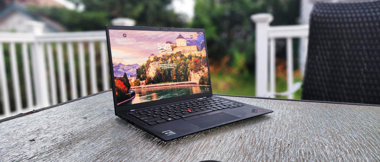  Lenovo ThinkPad X1 Carbon 